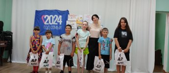 Конкурс рисунков,посвящённый Дню семьи, любви и верности.